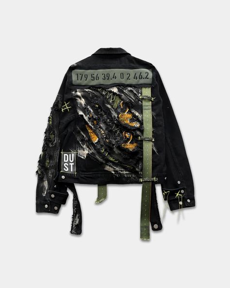 Savage Tiger Jacket – DUST OF GODS Dust Of Gods Jacket, Graphic Jacket Outfit, Denim Deconstruction Fashion, Streetwear Denim Jacket, Custom Clothes Ideas, Upcycle Jacket, Denim Jacket Customized, Dust Of Gods, Ropa Punk Rock