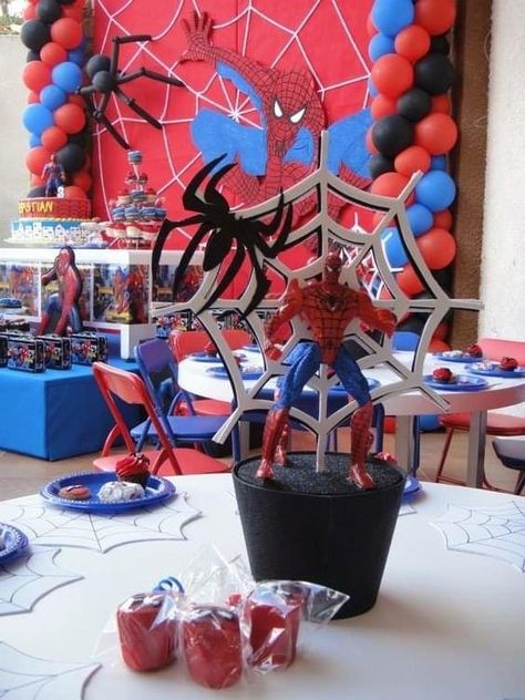 Mens Birthday Party Centerpieces, Balloon Table Decorations, 4th Birthday Party For Boys, Elsa And Spiderman, Spiderman Theme Party, Spiderman Birthday Party Decorations, Baby Spiderman, Superhero Theme Party, Spiderman Theme