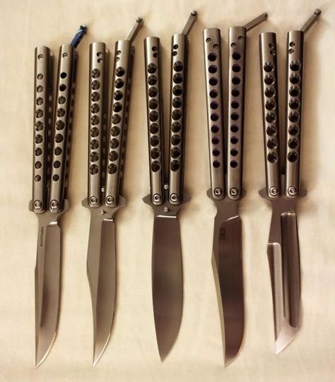 Switchblade Knife, Pretty Knives, Butterfly Knife, Knife Collection, Cool Knives, Fixed Blade Knife, Knife Making, Folding Knives, Tactical Gear