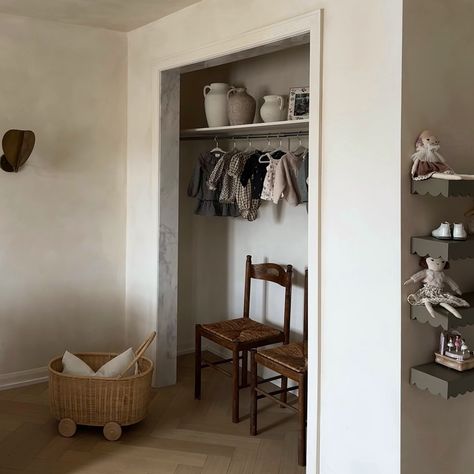 Marble in the closet? Yes. Always yes. . Design: @morrisandjamesinteriors . . . #linensofa #linen #livingroom #kitcheninspiration #home… | Instagram Limewash Paint, Apartment Makeover, Classy Decor, Nursery Inspo, Linen Sofa, Kid's Rooms, The Room, One Bedroom, Girl's Room