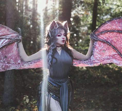 🥀Mossyfox 🍂 (@mossyfox_cosplay) • Instagram photos and videos Flutterbat Cosplay, Eeveelutions Cosplay, Bat Wings Diy, Bat People, Bat Cosplay, Air Genasi, Fox Cosplay, Cosplay Instagram, Fox Bat