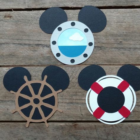 Cruisin' through summer, don't miss a memory!! Cruise Door Decorations Ideas, Disney Cruise Pictures, Scrapbooking Layouts Vintage, Door Decorations Ideas, Cruise Door Decorations, Disney Cruise Door, Cruise Scrapbook, Scrapbook Disney, Cruise Pictures