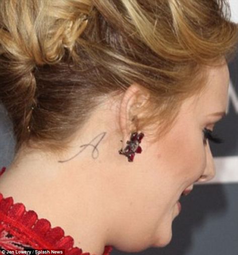 A for Angelo: Adele unveiled a tattoo at the Grammy Awards earlier this year Adele Tattoo, Kids Initial Tattoos, Song Tattoos, Paradise Tattoo, Christian Sleeve Tattoo, Kunst Tattoos, Finger Tattoo Designs, Initial Tattoo, Tattoo Videos