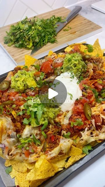 Eloise Felgate on Instagram: "Fully loaded, chilli cheese nachos 🌶️🔥! Served with homemade guacamole, salsa and a generous dollop of sour cream. Best nachos you’ll EVER make. #nachos #food #chillicheesenachos 

Ingredients: chilli
- 500g lean mince beef 
- 1x onion
- 3x cloves of garlic 
- 1x red chilli 
- coriander
- 1x tbsp cumin & paprika 
- 2x tbsp tomato purée 
- 400g tinned tomatoes 
- 150ml beef stock
- 1x tbsp tomato ketchup
- 1x tbsp Worcestershire sauce 
- chilli flakes - optional 
- handful of black beans 
- salt & pepper 
- handful of cheddar & mozzarella 

Guacamole 
- 2x avocado
- 1/2 red onion
- lime juice
-salt & pepper 

Salsa 
- 3x large tomatoes 
- 1/2 red onion
- coriander 
- salt & pepper

Build your nachos
- 200g tortilla chips
- heaped tbsp of sour cream
- 1x tbsp Chilli Cheese Nachos, Best Nachos, Cheese Nachos, Pepper Salsa, Guacamole Salsa, Homemade Guacamole, Chicken Nachos, Nacho Cheese, Tomato Ketchup