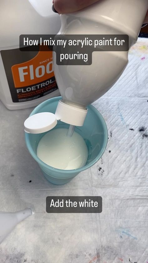 Emily Penn-Wolfe on Instagram: “How I mix my acrylic paints for pouring! Follow @fluidartistem for more! . . #fluidart #acrylicpouring #fluidart_daily #fluidart_share…” Mixing Acrylic Paint For Pouring, How To Mix Acrylic Paint For Pouring, Pour Painting Techniques, Paint Pours, Acrylic Painting Diy, Acrylic Pouring Techniques, Abstract Art Painting Techniques, Pour Art, Resin Art Painting