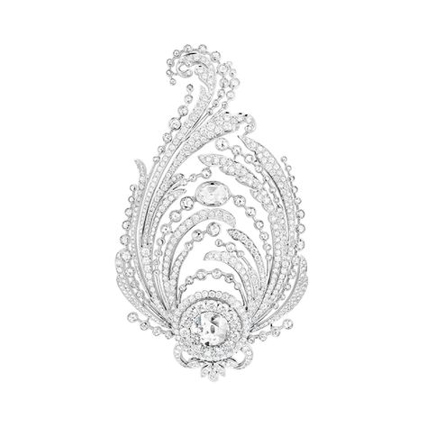 5 dazzling diamond brooches to channel your inner royal with, from the Panthère de Cartier and Harry Winston’s nature-inspired crane piece, to Graff’s Tilda’s Bow | South China Morning Post Diamond Brooches, Stone Engraving, Hair Jewels, Morning Post, Indian Necklace, South China, Harry Winston, Cushion Diamond, Diamond Brooch