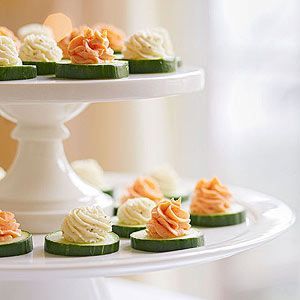 Cucumber Bites with Herbed Cheese and Salmon Mousse from Midwest Living Canapes Wedding, Salmon Mousse, Salmon Lox, Zucchini Rounds, Cucumber Appetizers, Cucumber Cups, Mousse Filling, Dried Dill, Picnic Recipes