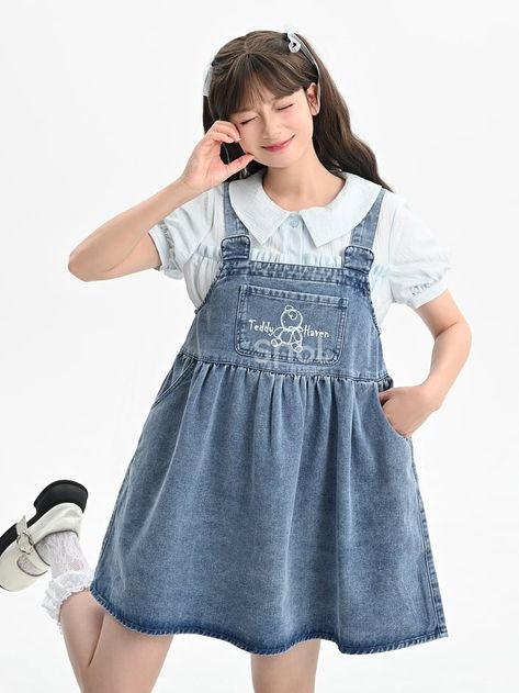 Step into playful charm with these adorable teddy print blue denim overalls. Crafted from high-quality, durable denim, these overalls feature an enchanting teddy print that adds a whimsical touch to your everyday look. The shoulder straps ensure a comfortable fit, while the pockets provide practicality and style. Perfect for a casual day out or a cute photoshoot, these overalls effortlessly blend comfort and cuteness. Pair them with a simple tee or a blouse for an irresistible kawaii ensemble. G Overall Style Outfits, Kawaii Fashion Outfits Casual, Pastel Overalls, Kawaii Clothes Outfits, Kawaii Overalls, Cute Overall Dress, Labubu Clothes, Cute Overall Outfits, Kawaii Kidcore