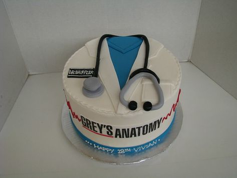 Doctors Coat Cake | Greys Anatomy Cake | Sweet Confections Cakes | Flickr Funny Quotes Birthday, Greys Anatomy Gifts, Greys Anatomy Characters, Grey Stuff, Greys Anatomy Memes, Grey Anatomy Quotes, Anatomy Quote, Meredith Grey, Cute Birthday Cakes