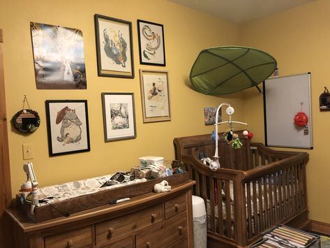 Totoro Decor, Studio Ghibli Nursery, Studio Ghibli Home, Ghibli Nursery, Ghibli Baby, Nursery Baby Room, Nursery Ideas, New Wallpaper, Nursery Themes