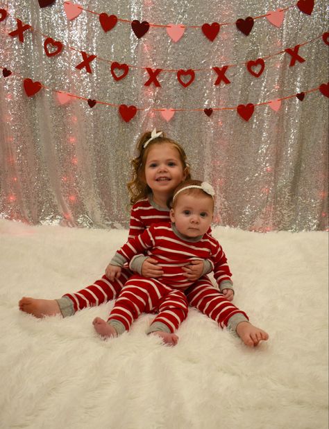 Baby & Toddler photography, siblings, sisters Photography Siblings, Sibling Pictures, Sibling Photos, Toddler Photography, Valentine Photo, Family Pics, Family Pictures, Newborn Photos, Baby Pictures