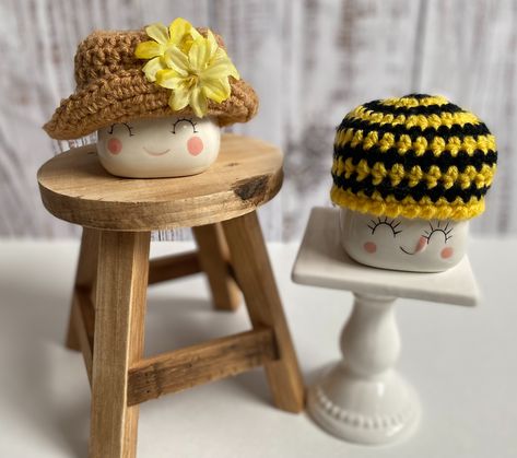 Patterns for June Marshmallow Mug Hats Free Marshmallow Mug Hat Pattern, Marshmallow Cup Hats, Crochet Marshmallow Mug Hat Pattern Free, Marshmallow Hats, Crochet Marshmallow, Cup Crochet, Triple Crochet Stitch, Marshmallow Mug Hats, Chocolate Gold Coins