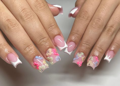 Short Spring Set Nails, Short Spring French Tip Nails, Short Square Hibiscus Nails, Spring Square Nails Short, Short Square Spring Nail Designs, Trending Spring Nails 2024, Trendy Nails Square Spring, Valentine’s Day Square Nails, Short Square Nail Designs Spring