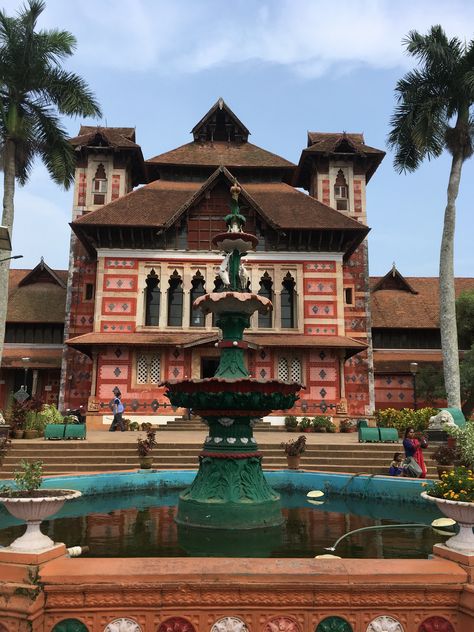 Napier museum Trivandrum Museum, Bangalore City, Waterfall Landscape, Urban Sketch, Thiruvananthapuram, Rami Malek, Indian Architecture, Boy Photography Poses, Cool Instagram Pictures