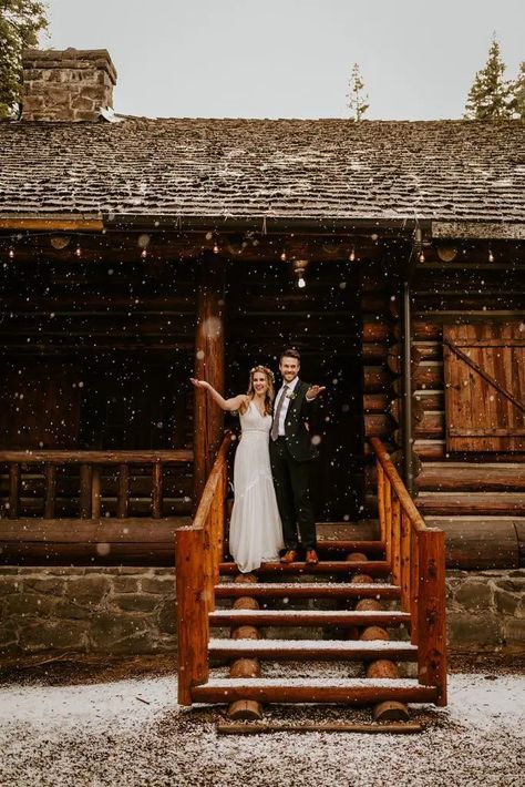 Colorful Boho Wedding at Bend Skyliner Lodge » Event Crush  Snowy wedding in September Bend, Oregon Colorful Boho Wedding, Sunshine Rain, Wedding Oregon, Snowy Wedding, Beautiful Vacations, Beautiful Wedding Photos, Lodge Wedding, Central Oregon, Oregon Wedding