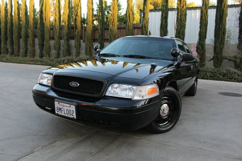 Sylmar California, Crown Victoria Police Interceptor, Victoria Police, Ford Crown Victoria, Automatic Cars, Ford Cars, Crown Victoria, Car Find, Car Manufacturers