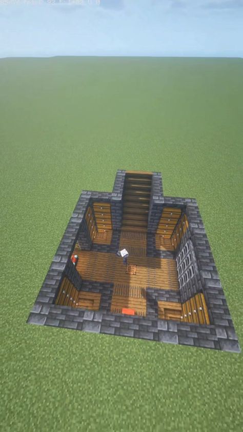 Minecraft Underground Base Ideas Easy, Minecraft Underground Base Layout, Secret Underground Base Minecraft, Minecraft Deepslate Base Ideas, Underground Storage Minecraft, Underground Bunker Minecraft, Minecraft Base Ideas Underground, Minecraft Underground Storage, Casas De Minecraft Ideas Survival