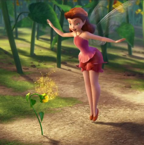 Rosetta_Growing_A_Flower Never Fairies, Rosetta Fairy, Fairy Photos, Tinkerbell Characters, Fairies Movie, Tinkerbell Movies, Disney Fairies Pixie Hollow, Pirate Fairy, Garden Fairies