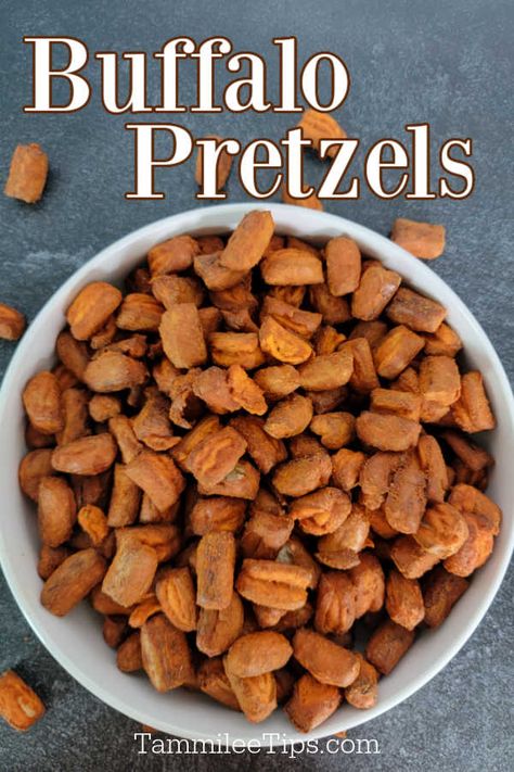 Spicy Buffalo Pretzels Recipe is perfect for football parties, an afternoon snack, or anytime you want a fun pretzel snack. Buffalo Pretzels Recipes, Flavoured Pretzels, Buffalo Pretzels, Homemade Pretzels Recipe, Spicy Pretzels, Buffalo Sauce Recipe, Seasoned Pretzels, Pretzel Snacks, Football Parties