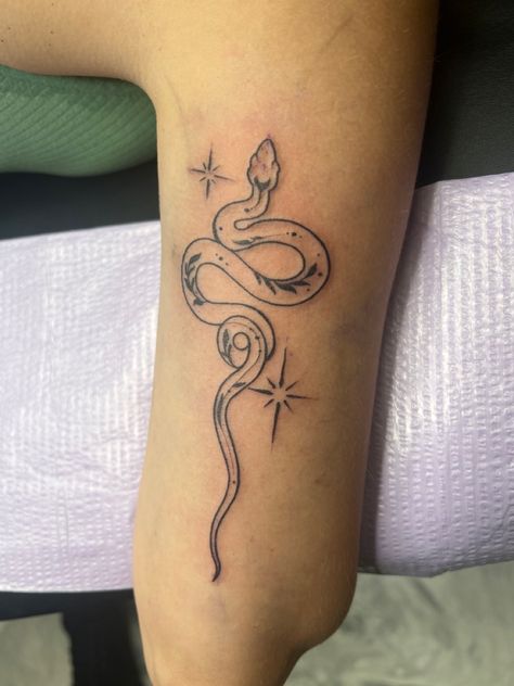 Pretty dainty snake tattoo female Pretty Snake Tattoo, Elegant Snake Tattoos For Women, Spiritual Snake Tattoos For Women, Ethereal Snake Tattoo, Snake Witchy Tattoo, Artsy Snake Tattoo, Pretty Snakes, Snake Tattoo, Tattoos For Women