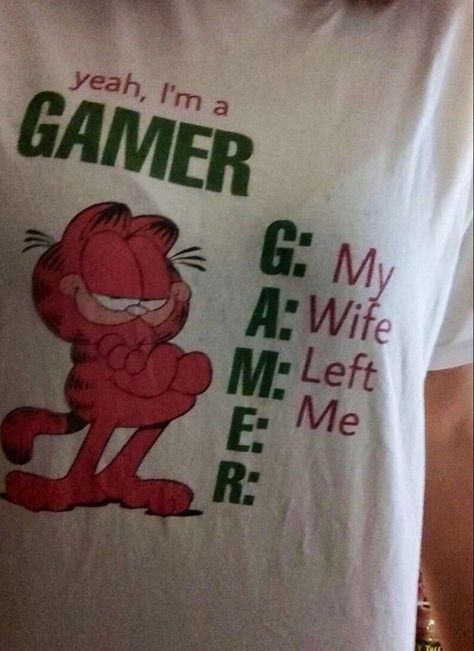 What Vide Do I Give Off, Cursed T Shirts, Goofy Tshirt, Cursed Shirts, Funny T Shirts Humor, Garfield Shirt, Silly Shirts, Goofy Shirt, Funky Tees