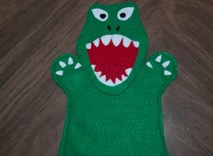 Free T-Rex Felt Hand Puppet Pattern – The Tucson Puppet Lady Dinosaur Hand Puppet Pattern, Felt Dinosaur Pattern Free, Hand Puppets Pattern, Dinosaur Puppet, Dinosaur Theme Preschool, Felt Puppets, Theme Preschool, Puppets Diy, Puppet Patterns