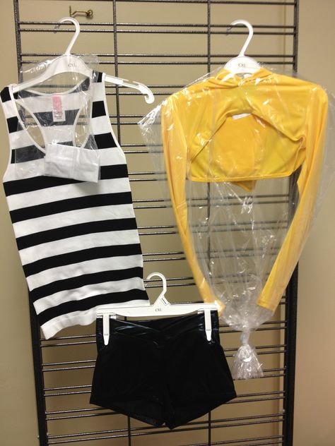 Description: Jail break costume with yellow jacket Size: Cost: Jail Break Costume, Yellow Jacket, Dance Costumes, Yellow