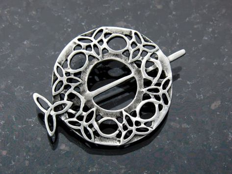 Tara Brooch, Brooch Scarf, Celtic Triquetra, Shawl Pin, Trinity Knot, Shawl Pins, Pin Pendant, Celtic Jewelry, Perfect Curls