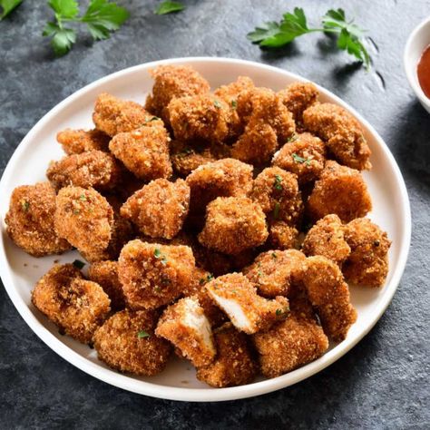 Longhorn Spicy Chicken Bites Recipe - Conscious Eating Longhorn Spicy Chicken Bites, Longhorn Spicy Chicken Bites Recipe, Spicy Chicken Bites, Curry Dip, Chicken Bites Recipes, Buffalo Chicken Bites, Chicken Nugget Recipes, Nuggets Recipe, Snack Craving