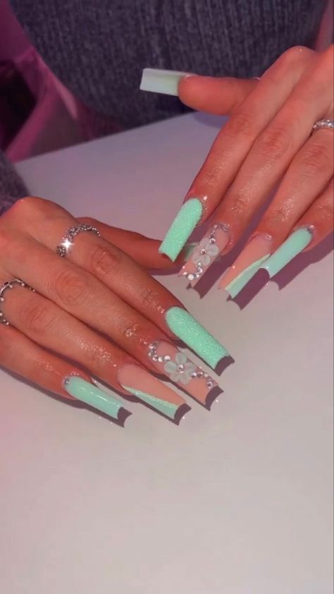 Aqua Nails Design Ideas, Cyan Nails, Aqua Blue Nails, Spirit Fingers, Mint Nails, Aqua Nails, Prom 2023, Amazing Nails, Summery Nails