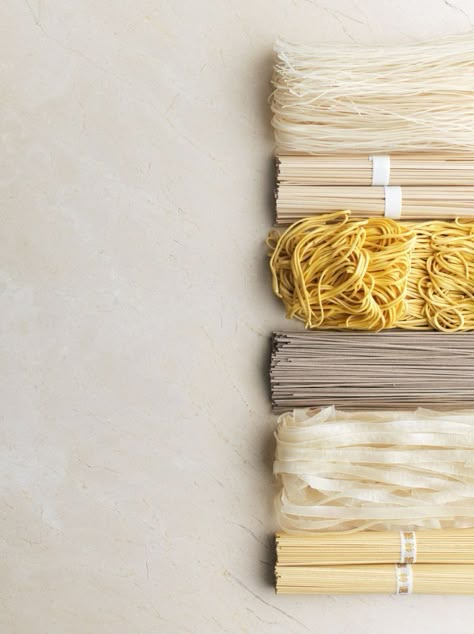 Noodle Art, Noodle Bar, Food Photoshoot, Food Menu Design, Food Photography Inspiration, Food Wallpaper, Drying Pasta, Food Photographer, Fresh Pasta