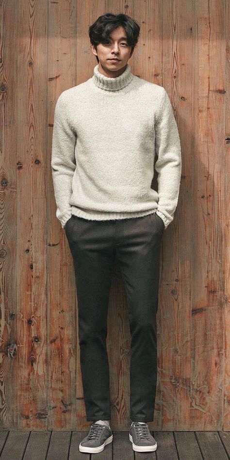 Korean Winter Men Fashion, Korean Fashion Men Winter, Coachella Outfit Men, Korean Style Winter, Korean Winter Outfits, Navy Pants Men, Goblin Gong Yoo, Korean Winter, Winter Styles