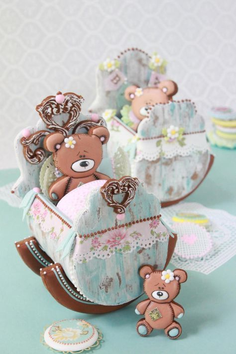 Chocolate Lace, Teddy Bear Cakes, 3d Cookie, Paint Cookies, Cookie Videos, Baby Cradle, Pretty Cookies, Beautiful Desserts, Baby Cookies