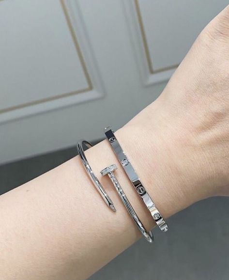 Silver Cartier Bracelet, Silver Bracelet Stack, Wrist Jewelry, Cartier Bracelet, Luxe Jewelry, Luxury Bracelet, Rich Lifestyle, Jewelry Accessories Ideas, Classy Jewelry