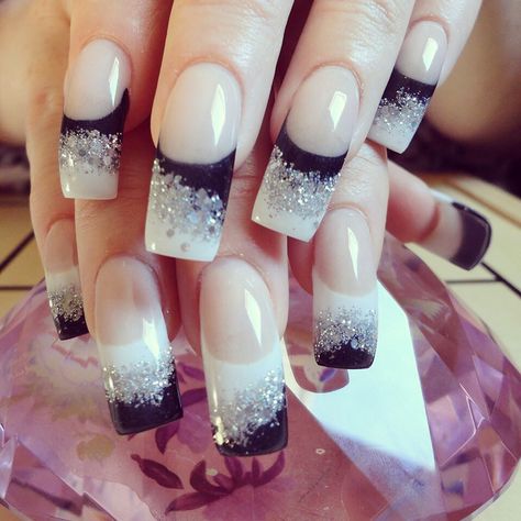 Long black and white nails with silver sparkles. Gel nails Square Acrylic Nails Black, White Nails With Silver, Acrylic Nails Black, Nails With Silver, Black And White Nails, Black And White Nail Art, Short Square Acrylic Nails, Shellac Nails, Nails Black