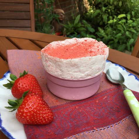 Vegan Souffle, Strawberry Souffle, Vegan Staples, Baking Challenge, Souffle Recipes, Plant Based Desserts, Dairy Free Eggs, Pretty Dessert, Recipe Board