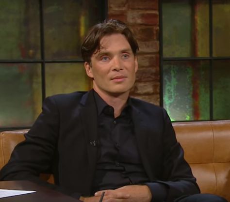 Cillian Murphy promoting Anthropoid. Cillian Murphy Profile Pic, Disappointed Cillian Murphy Memeable, Cillian Murphy Disappointed Face, Cillian Murphy Side Profile, Cillian Murphy Oppenheimer Premier, Disappointed Cillian Murphy, Cillian Murphy Funny, Cillian Murphy Peaky Blinders, Funny Feeling