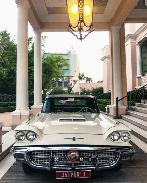 Rajmahal Palace Jaipur, Rajmahal Palace, Anushka Sen, Hall Interior Design, Hall Interior, India Travel, Vintage Car, Jaipur, Vintage Cars