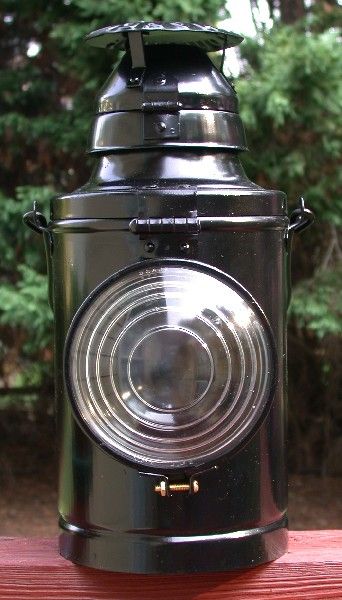 Railroad Lights, Railroad Lanterns, Vintage Railroad, Old Lanterns, Steampunk Lighting, Light Ideas, Farm Barn, Oil Candles, Cabin Ideas