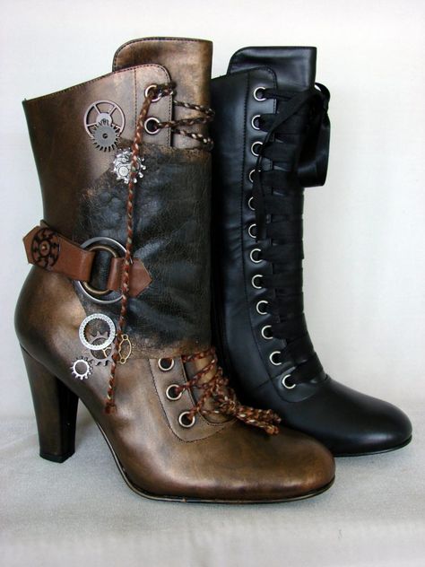 Steampunk Boots Steam Punk Diy, Steampunk Outfits, Gothic Type, Moda Steampunk, Diy Steampunk, Steampunk Shoes, Gothic Pictures, Steampunk Boots, Costume Carnaval