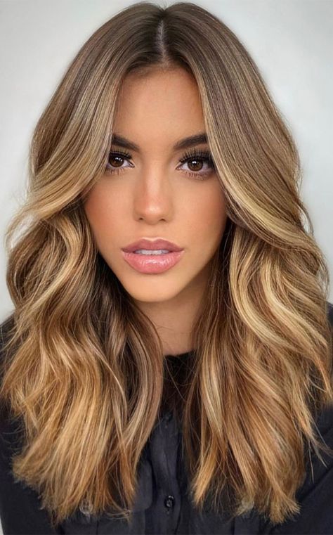 best hair color ideas, hair color trends 2022, spring 2022 hair color trends, new hair color trends 2022, winter 2022 hair color trends, hair color for women 2022, 2022 hair color trends korean, hair color ideas 2022, blonde hair, brown hair color Rooted Golden Blonde Hair, Medium Golden Blonde Hair Color, Medium Golden Brown Hair With Highlights, Golden Beige Hair, Golden Blonde Balayage On Brown Hair, Medium Golden Brown Hair, Golden Brown Balayage, Golden Blonde Ombre, Golden Hair Color