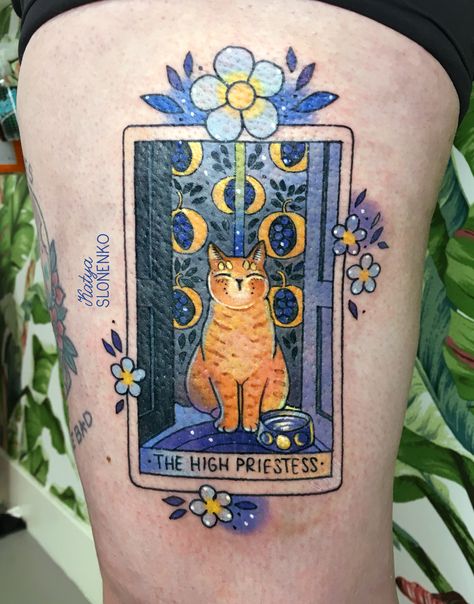 The Hight Priestess tarot tattoo with an orange cat for Ali! The Hight Priestess, The High Priestess Tarot Card, Saint Tattoo, Priestess Tarot Card, The High Priestess Tarot, High Priestess Tarot, Tarot Card Tattoo, Tarot Tattoo, Rainbow Tattoos