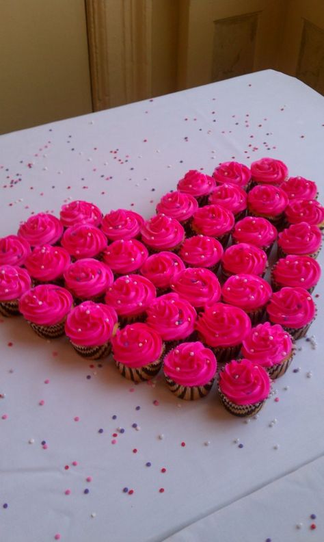 Introducing....: Sweet 16 cupcakes Heart Cupcake Cakes Pull Apart, Cupcake Heart Pull Apart Cake, Heart Cupcake Cake, Heart Shaped Cupcakes, Cakes Sweet 16, Sweet 16 Ideas, 16 Cupcakes, Shaped Cupcakes, Valentines Cakes And Cupcakes