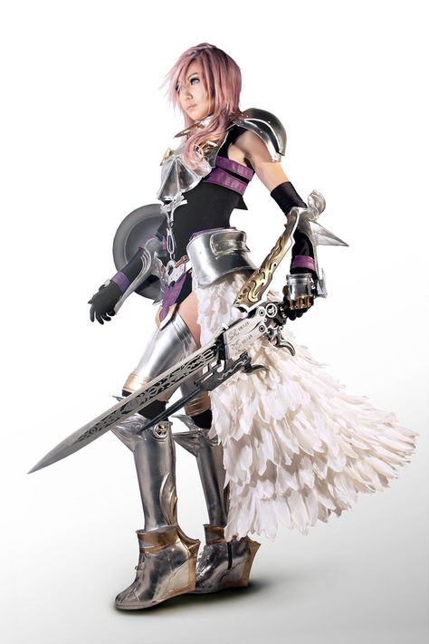 Final Fantasy XIII-2 Lightning Farron Cosplay by Fantalusy on deviantART Lightning Knight, Lightning Ff13, Lightning Cosplay, Lightning Farron, Lightning Images, Lightning Final Fantasy, Alex Trebek, Cosplay For Women, Fantasy Star