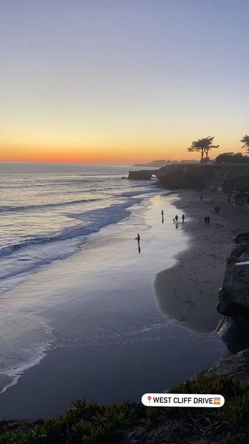 Santa Cruz California on Instagram: "West Cliff Evening🌅🌴🏄🏼‍♂️ - #sunset #westcliffdrive #santacruzcalifornia #santacruzcounty #california #beach #lighthouse #visitcalifornia #beautifuldestinations #travel #love" Beach Lighthouse, Santa Cruz Beach, Santa Cruz California, Coastal California, Coastal Life, Visit California, California Coastal, College Prep, January 26