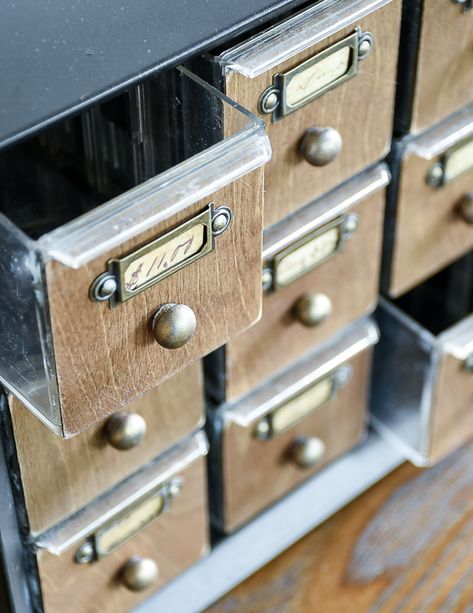 Hardware Organizer, Dollar Tree Storage, Jewelry Organizer Drawer, Dollar Tree Organization, Dollar Store Diy Organization, Coin Couture, Card Catalog, Diy Drawers, Jewelry Organizer Diy