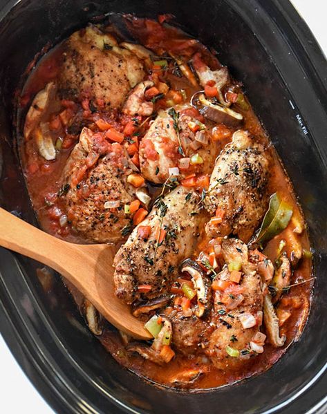 Slow Cooker Chicken Cacciatore Slow Cooker Chicken Cacciatore, Healthy One Pot Meals, Cacciatore Recipes, Mediterranean Diet Recipes Dinners, Chicken Cacciatore Recipe, Easy Mediterranean Diet Recipes, Chicken Cacciatore, Foodie Crush, Chicken Slow Cooker Recipes