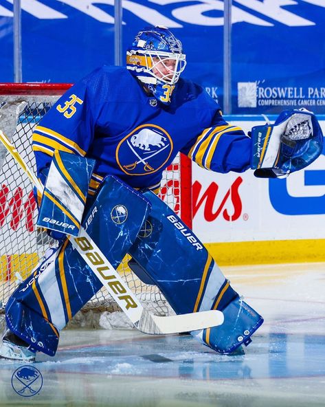 Hockey Goalie Pads, Sabres Hockey, Goalie Gear, Goalie Pads, Goalie Mask, Hockey Goalie, Buffalo Sabres, Ice Hockey, Nhl