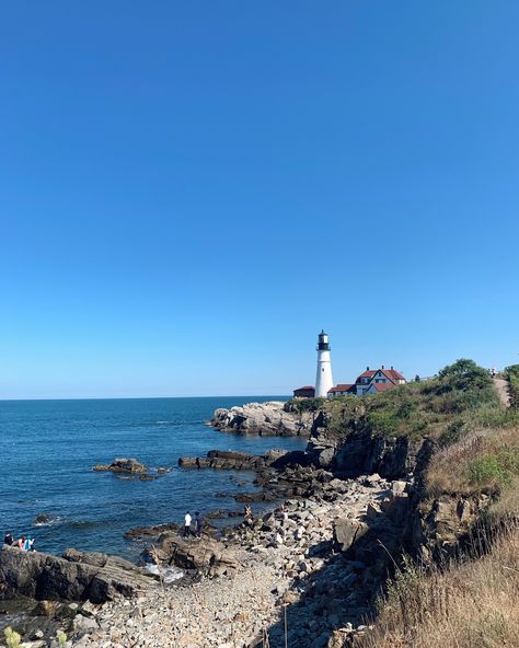 Maine has my heart forever !!!! 💌✨🫐🦞 Maine Astetic, Maine Usa Aesthetic, Maine Ogunquit, Maine Aesthetic, University Of Maine, Liberty University, Marginal Way Ogunquit Maine, College Aesthetic, Jesus Loves You