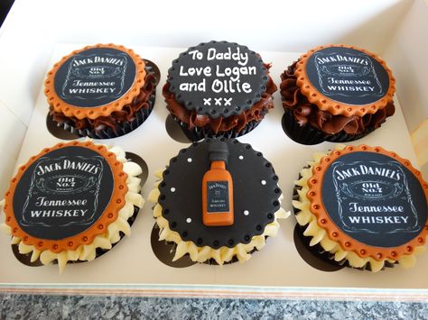 Jack Daniels Cupcakes, Bento Cake, Birthday Cakes For Men, Tennessee Whiskey, Jack Daniel, Birthday For Him, Cakes For Men, Boy Birthday Parties, Jack Daniels